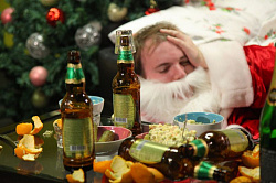 Новогодние пьянки и обжорство: есть научное объяснение?